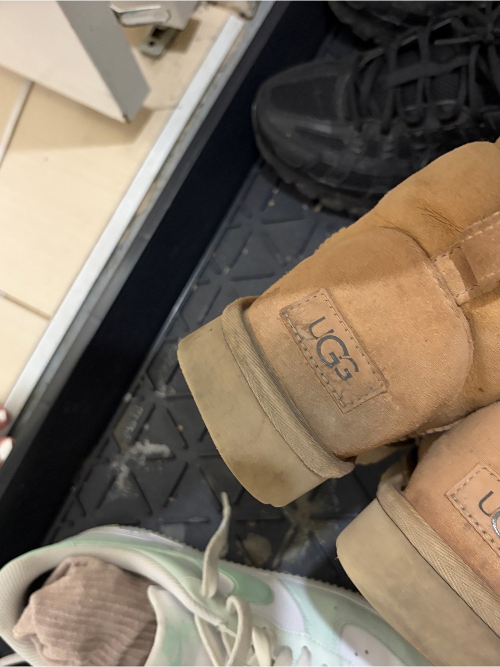 Woman 7 Ugg boots